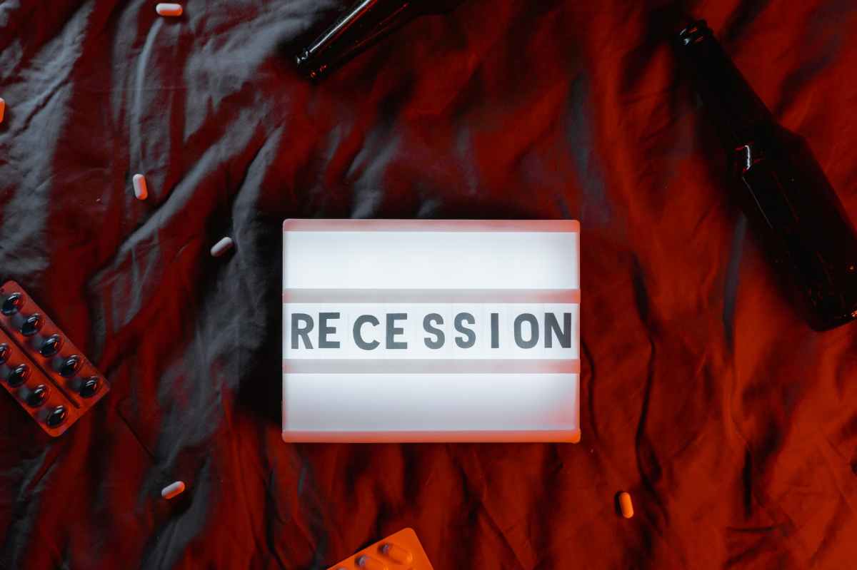 Recession-Proof Saving Tips For This Year